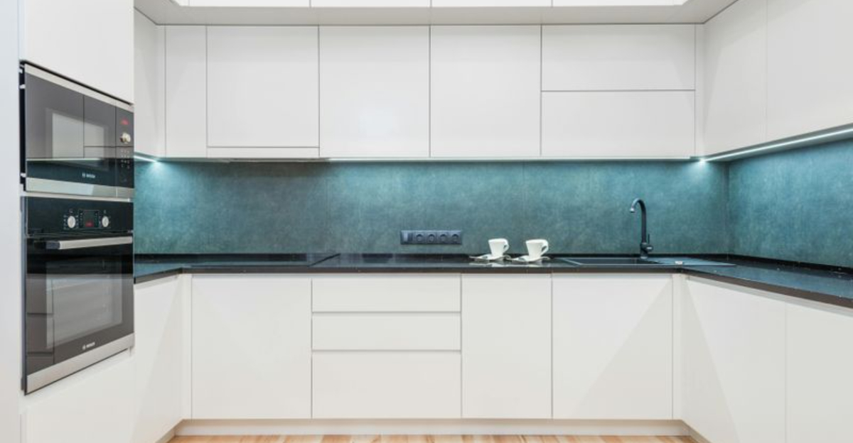8 Upcoming Kitchen Looks That Might Never Abandon White Cabinets - Decor Hint 8 Upcoming Kitchen Looks That Might Never Abandon White Cabinets - Decor Hint
