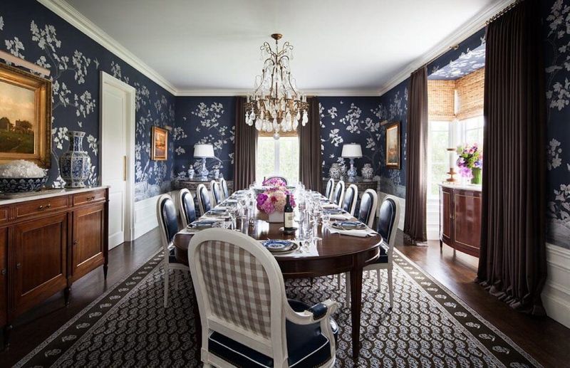 Grand Colonial Revival Elegance