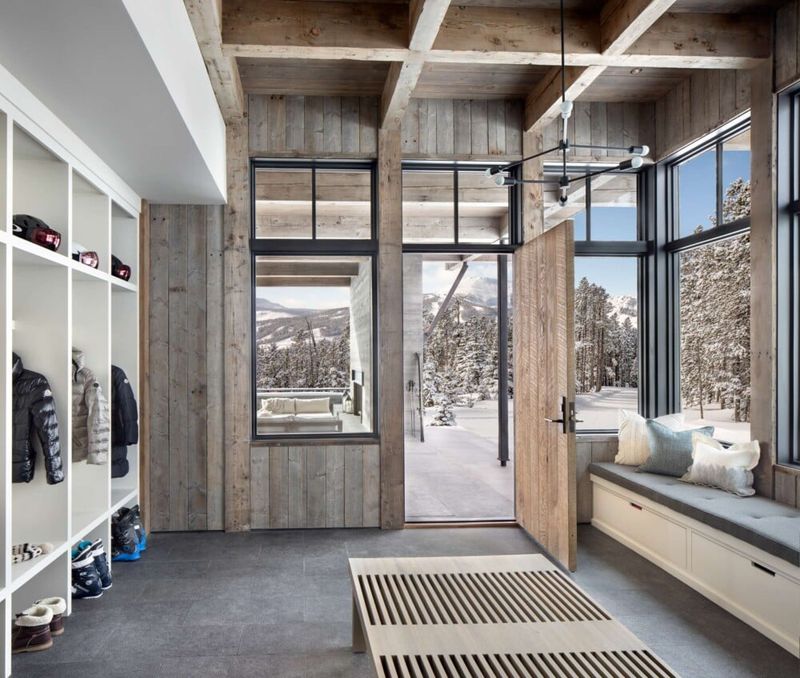 9 Colorado Mudrooms Designed For Everyday Life - Decor Hint Mountain-Ready Boot Station