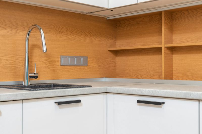 9 Simple Kitchen Cabinet Changes That Could Transform Your Room - Decor Hint Replace Old Handles