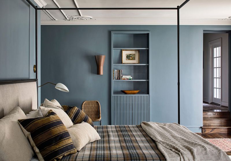 7 Decadent Details That Revived A Classic D.C. Mansion - Decor Hint Disguised Radiator Transforms Into Elegant Bookshelf