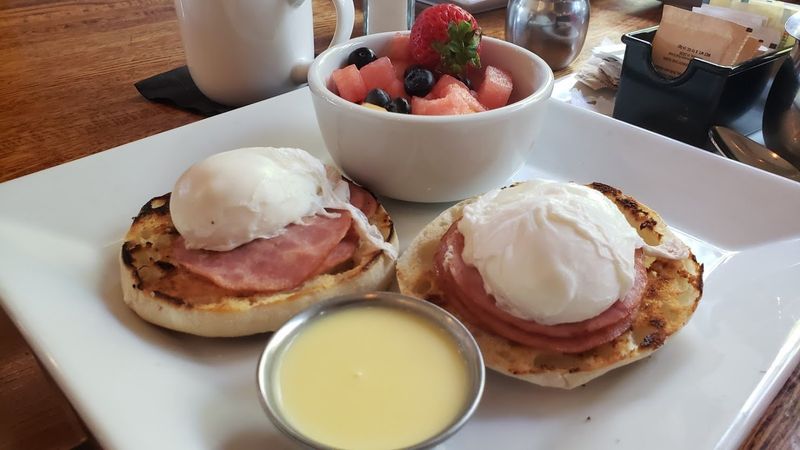 8 Oregon Brunch Restaurants Locals Keep Secret - Decor Hint Orenco Station Grill – Hillsboro's Suburban Secret
