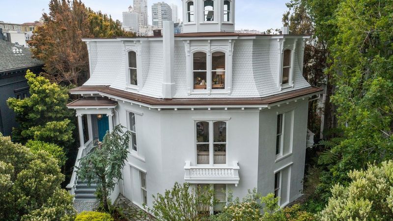 9 San Francisco Victorian Homes Featuring Beloved Historic Details - Decor Hint Octagon House – Cow Hollow