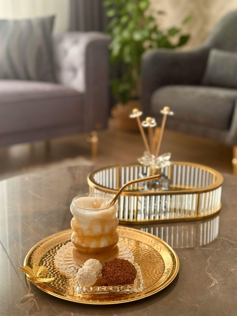 20 Decorations That Can Make Your Home Feel Classier - Decor Hint Metallic Decorative Trays