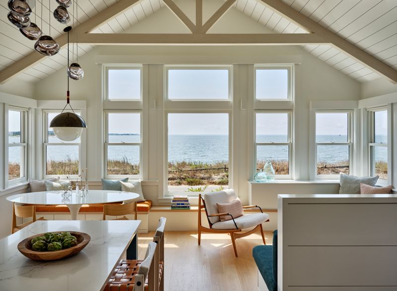 10 Cape Cod Cottages With Interiors That Sell The View - Decor Hint Classic New England Escape
