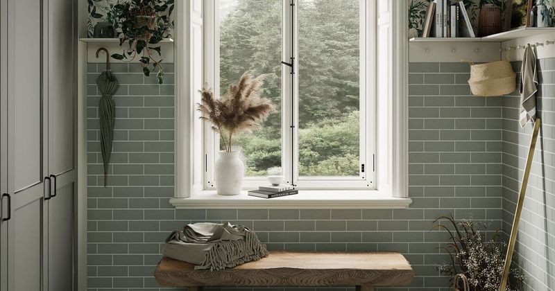 Recycled Tile Backsplash For Easy Cleaning