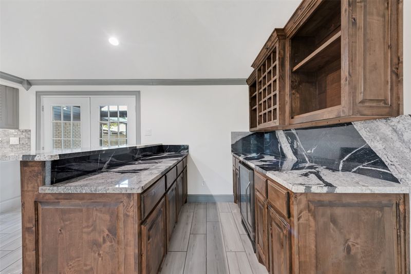 12 Dallas Ranch Homes With Honey-Toned Wood That Glows In Autumn Light - Decor Hint Truxillo Street's Rustic Charm