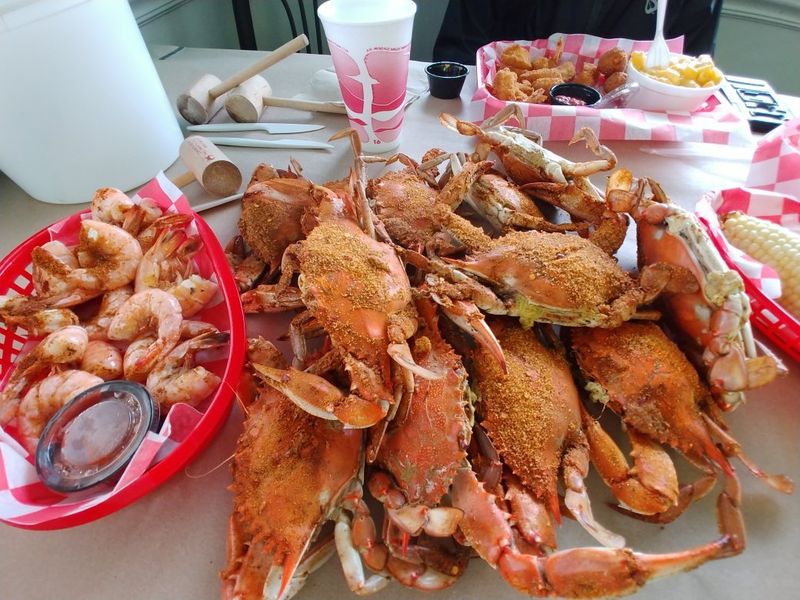 Ocean City Crab Shack – Beachside Crab Heaven