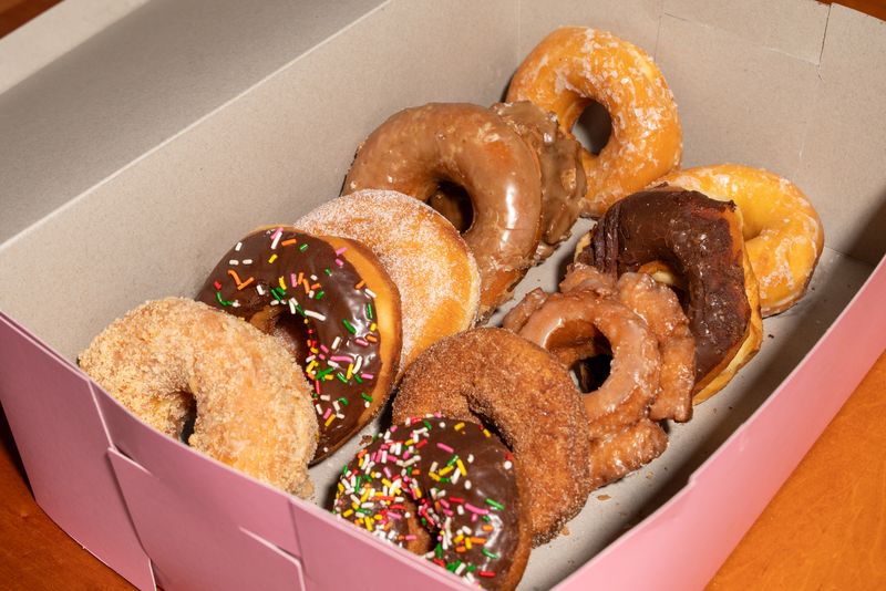 7 Spots Serving Apple Cider Donuts That Could Feel Perfectly Fall - Decor Hint Bob's Donuts San Francisco, California