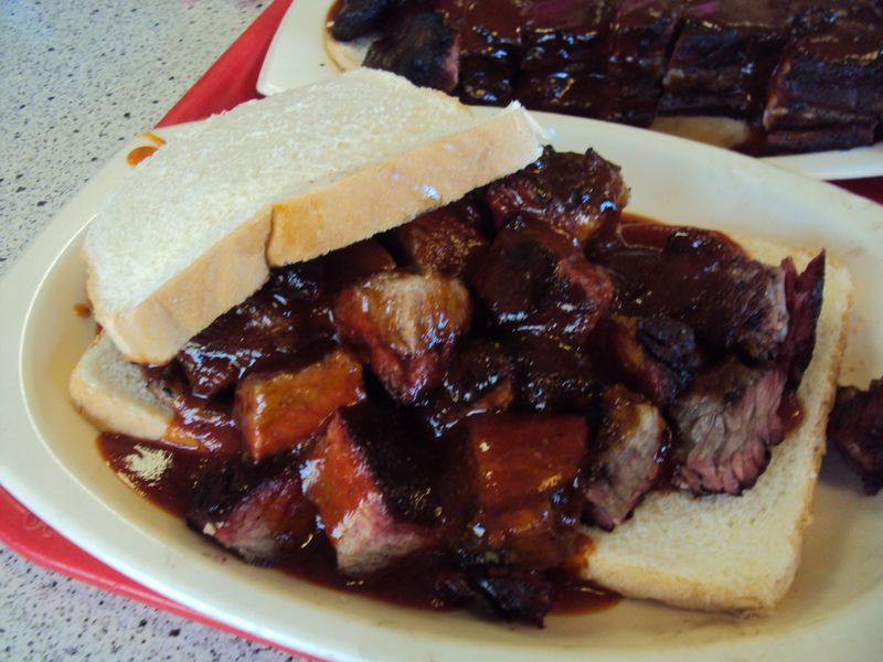 8 Kansas City BBQ Joints Where Burnt Ends Steal The Show - Decor Hint Gates Bar-B-Q