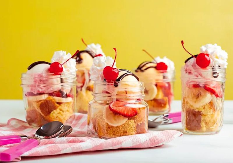 9 to 5 Quick Cobbler Cups