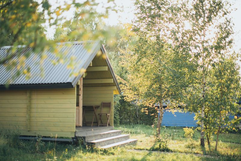 15 Wooden Pallet Upcycling Ideas That Could Be Worth Considering - Decor Hint Outdoor Tool & Garden Shed