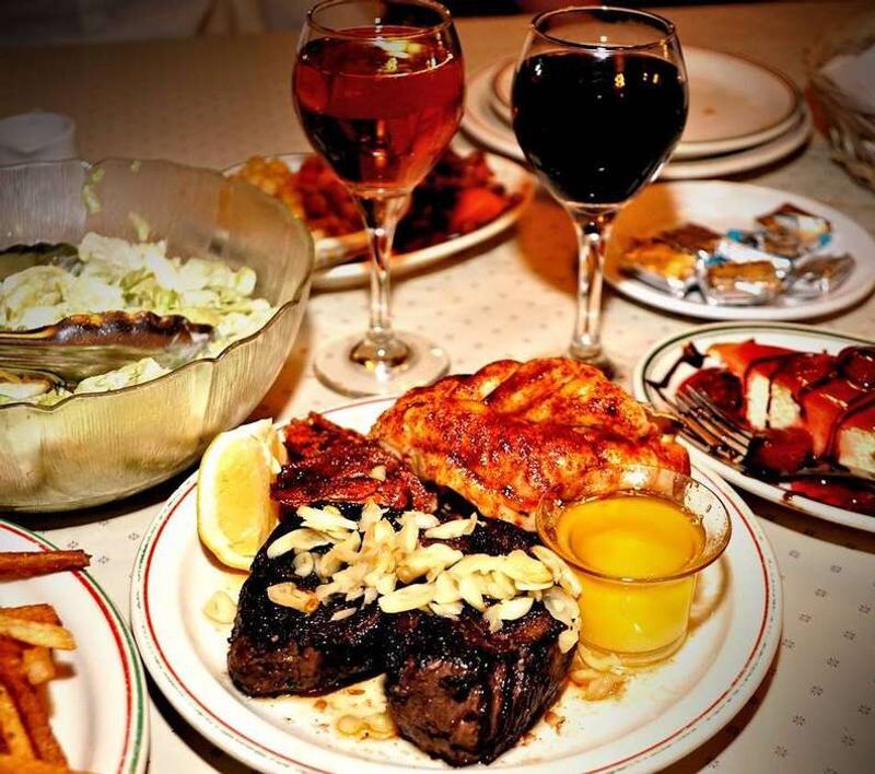 8 Traditional Basque Dining Experiences In Reno That Could Impress - Decor Hint Rancho San Rafael Basque Dining – Outdoor Feasts with Mountain Views