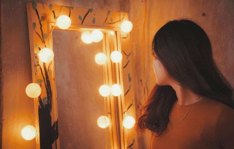 Habits That Super Organized People Often Follow In September - Decor Hint Evening Lighting Adjustments