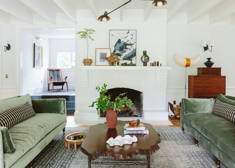 Belknap Living Room – Grand Rapids