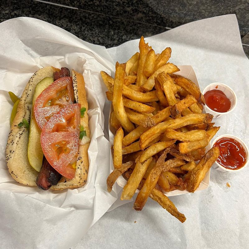 Wiener's Circle West – Los Angeles, California