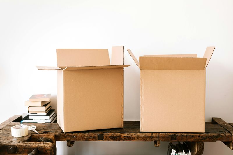How The Reverse Decluttering Method Could Make Tidying Feel More Manageable - Decor Hint Why This Method Feels Less Overwhelming