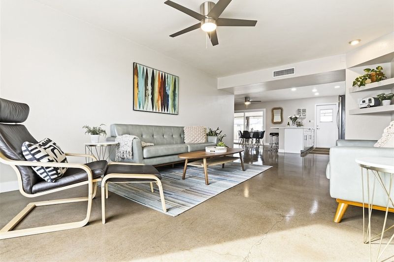 Tempe's Contemporary Desert Oasis