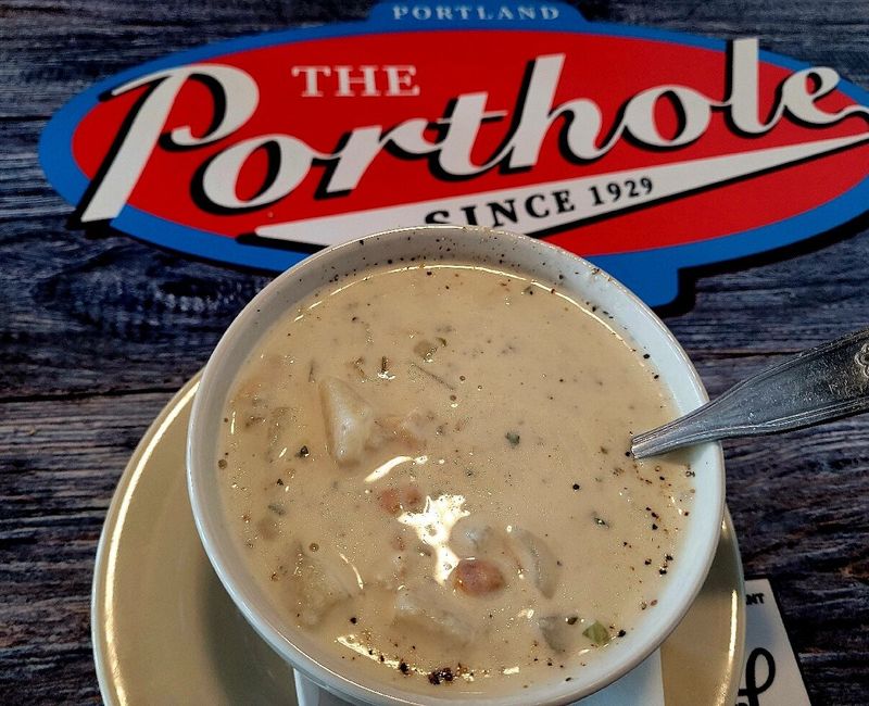 11 Portland, Maine Chowder Spots That Taste Like Harbor Weather - Decor Hint The Porthole Restaurant & Pub – Wharf-Side Wonder