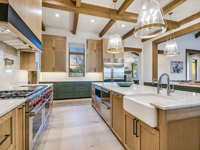 12 Texas Hill Country Homes With Rustic Elegance - Decor Hint Marble Falls Modern Ranch