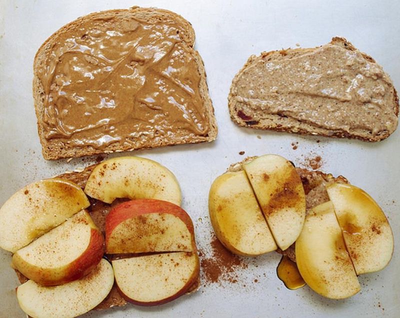 12 Fun Lunchbox Recipes Parents In Texas Swear By For Busy School Mornings - Decor Hint Armadillo Apple Sandwiches
