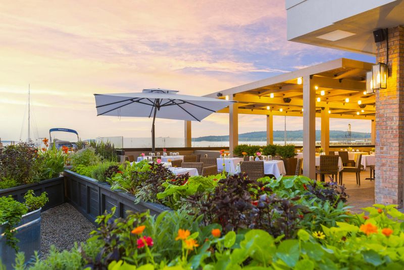 Artisan Waterfront