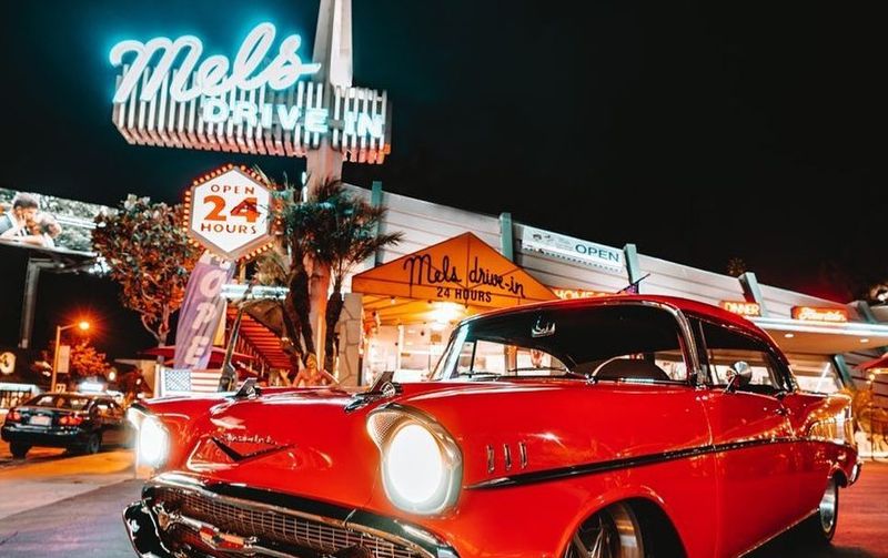16 California Drive-Ins Where Classic Carhop Charm Still Thrives - Decor Hint Mel's Drive-In – Hollywood