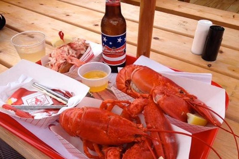 10 Maine Lobster Shacks That Never Disappoint - Decor Hint Claws – Rockland's Modern Take On Tradition