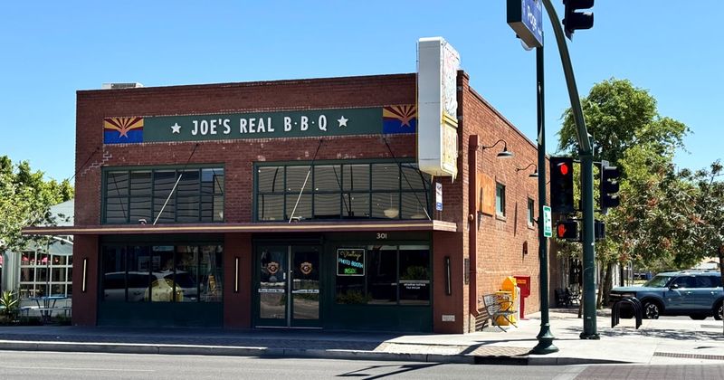 8 Arizona Barbecue Havens Where Smoke Meets Mastery - Decor Hint Joe's Real BBQ: Heritage Building, Heavenly Flavors