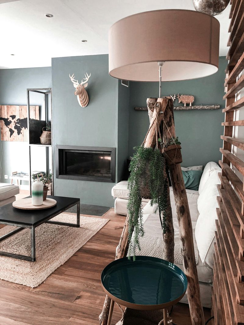 7 Ideas For Mid Century Lights That Could Keep Your Room Current And Classic - Decor Hint Tripod Floor Lamps