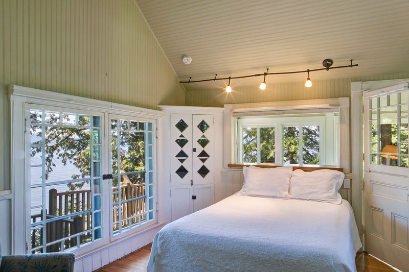 Shelburne Bedroom – Vermont