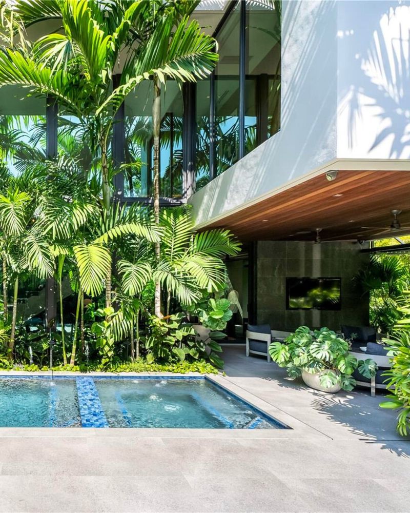 Coconut Grove Garden Sanctuary