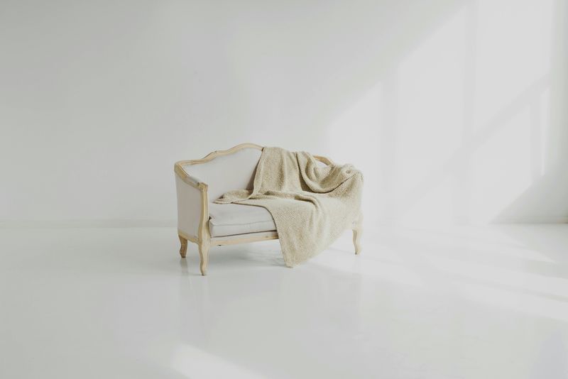 Settees And Loveseats