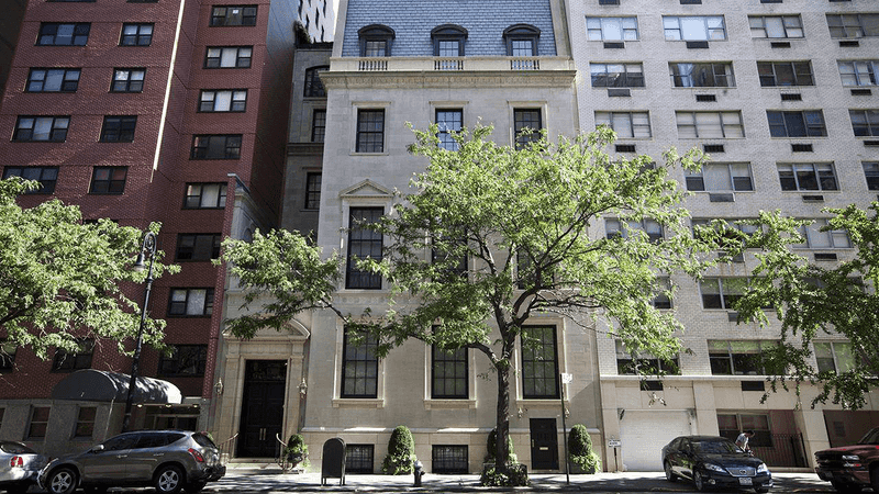 9 Historic NYC Townhouses That Command Top Dollar For Their Character - Decor Hint Carnegie Hill Neo-Georgian Elegance