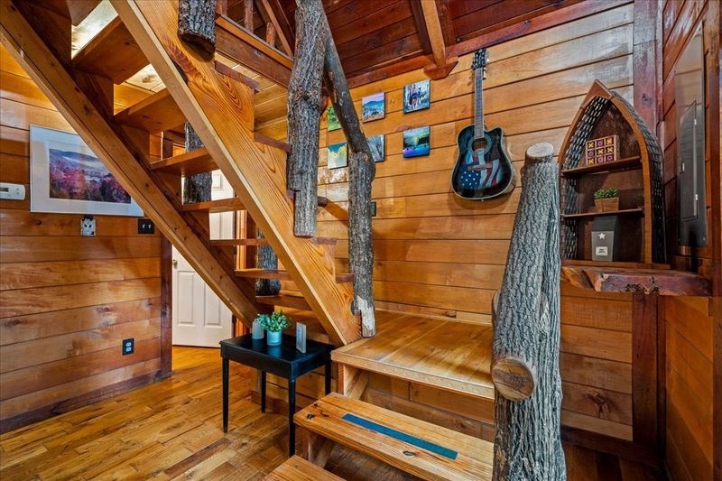 Kozy Cabins: Riverside Rustic Retreats