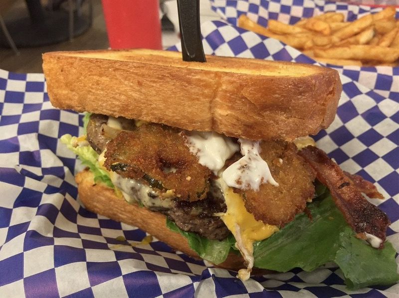 10 Texas Burger Destinations That Outperform Whataburger - Decor Hint Stanton's City Bites – Houston