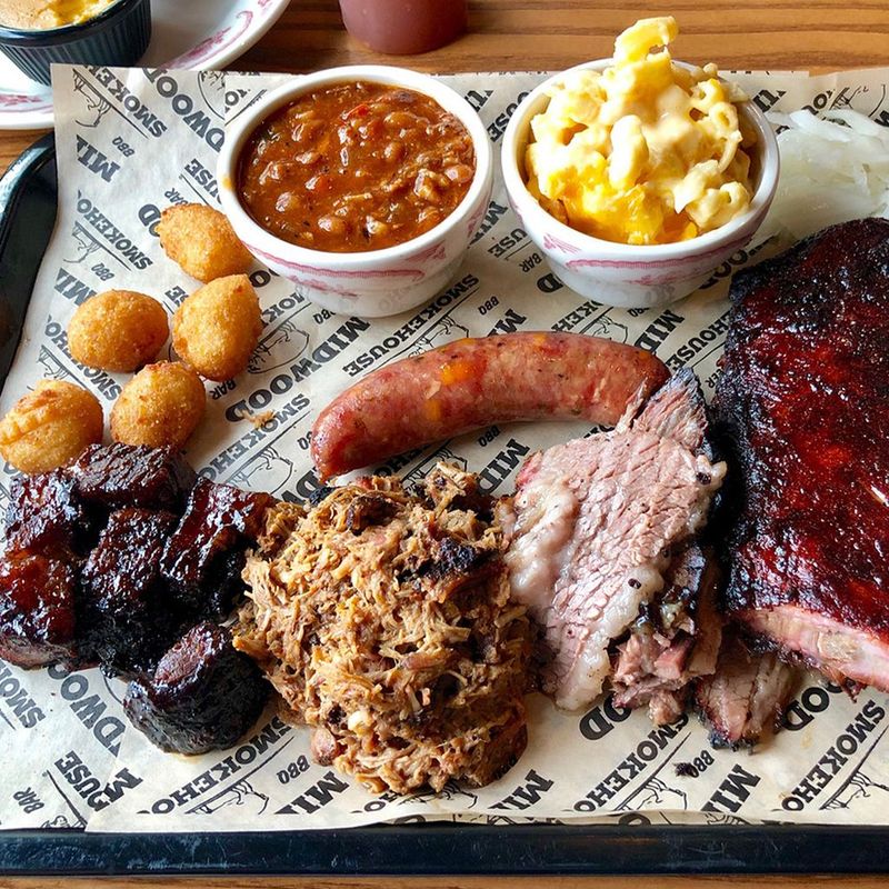 6 North Carolina Restaurants Locals Recommend And 6 They Can't Get Enough Of - Decor Hint Midwood Smokehouse