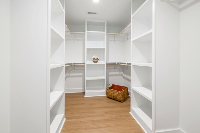 Corner Hanging Solutions