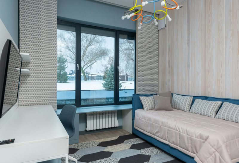 9 Platform Bed Options That Could Improve A Bedroom's Functionality - Decor Hint Daybed Style Platform Bed