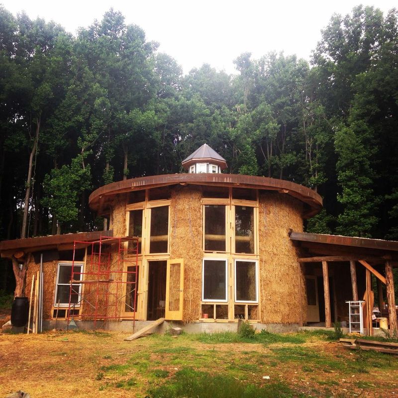 Weston Chalet – Earthen Plasters and Timber Framing Create Rustic Elegance