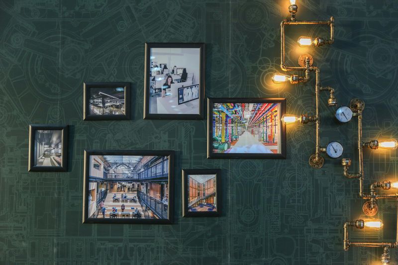 Light Fixtures