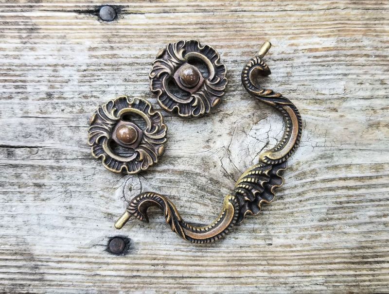 Shell Motifs In Unexpected Places