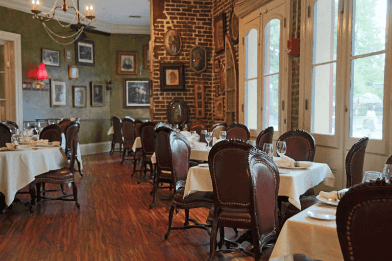 Muriel's Jackson Square – Dining with Ghosts