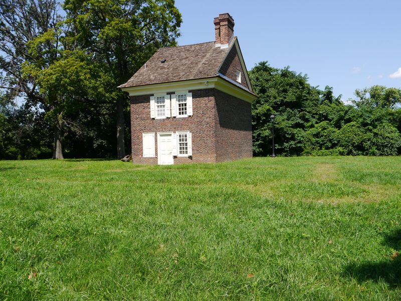 12 Pennsylvania Colonial Homes With Details That Still Inspire - Decor Hint Letitia Street House – Philadelphia (1703–1715)