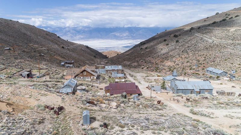 Cerro Gordo: The Isolated Mountain Hideaway