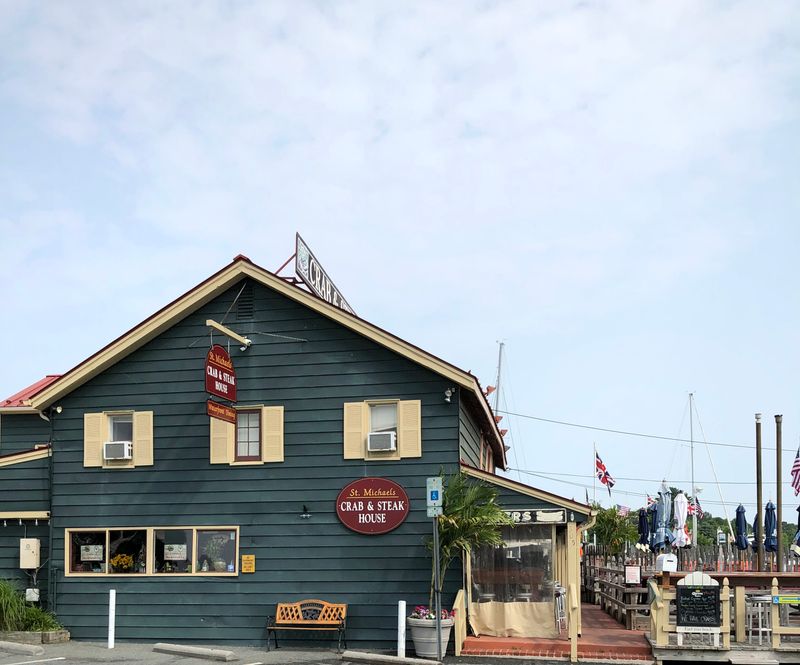 St. Michaels Crab Shack – Maritime Elegance