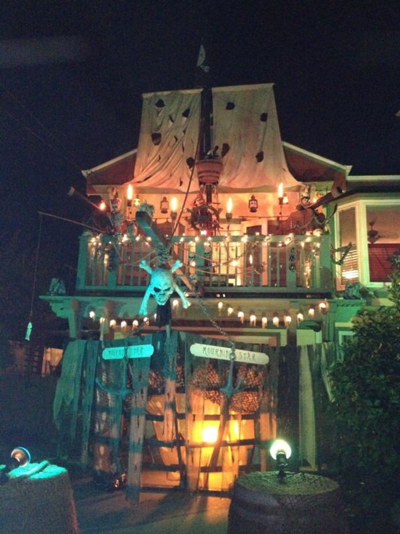 Haunted Pirate Tavern