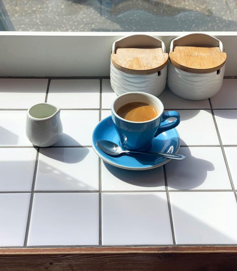 13 Home Details That Can Show It’s Been Some Time Since Renovations - Decor Hint Tiled Countertops