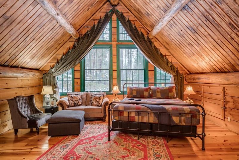10 Fairy-Tale Style Homes Across America You Can Rent Right Now - Decor Hint The Storybook Cabin – Leavenworth, Washington