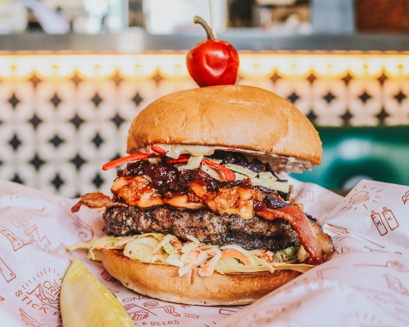 8 Colorado Green Chili Cafes That Pack A Flavor Punch - Decor Hint Cherry Cricket: Burgers Meet Their Spicy Soulmate